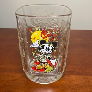 Walt Disney World ANIMAL KINGDOM McDonald's Collectible Glass 2000 Safari Mickey